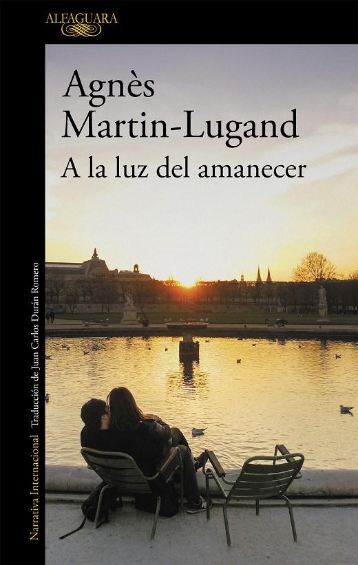 A LA LUZ DEL AMANECER | 9788420437996 | MARTIN-LUGAND, AGNES